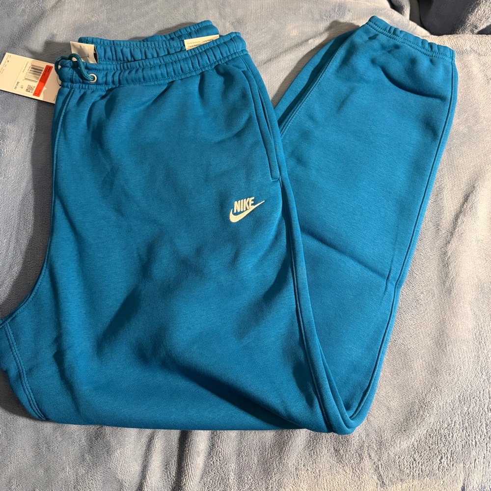 Nike Men's Blue Sweatpants size large - Picture 5 of 8